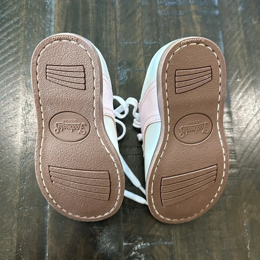 FOOTMATES Cheer White Pink Shoes